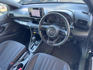 2020 Toyota Yaris - Thumbnail