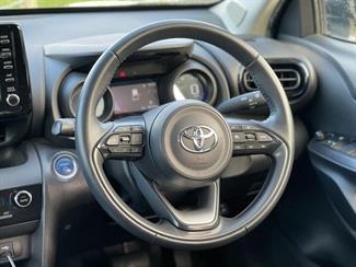 2020 Toyota Yaris Cross - Thumbnail