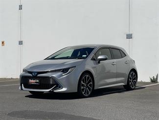 2018 Toyota Corolla - Thumbnail