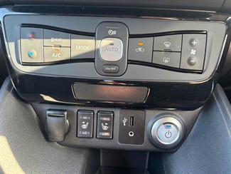 2019 Nissan Leaf - Thumbnail