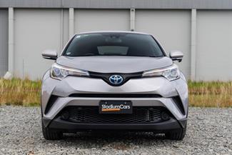 2017 Toyota C-HR - Thumbnail