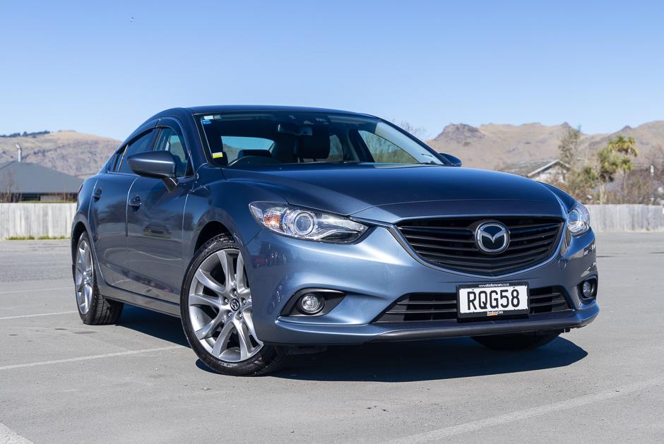 2014 Mazda Atenza