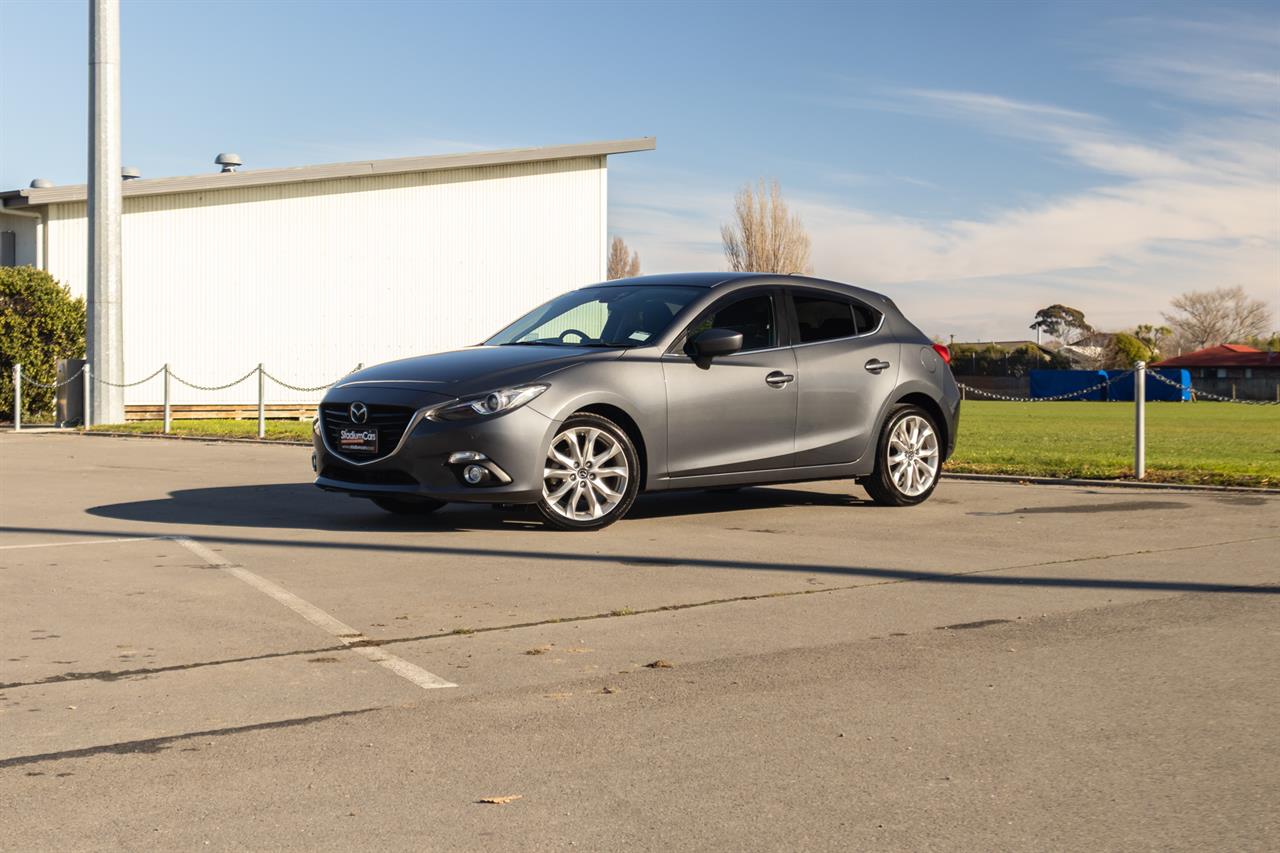 2014 Mazda Axela
