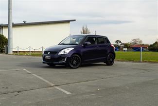 2016 Suzuki Swift - Thumbnail
