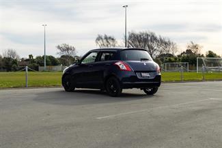 2016 Suzuki Swift - Thumbnail