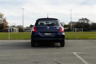 2016 Suzuki Swift - Thumbnail