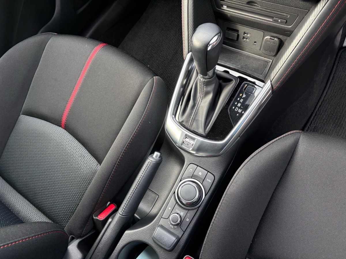 2016 Mazda Demio