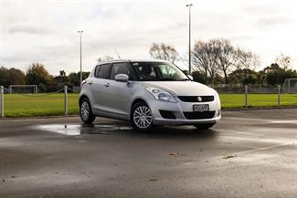 2011 Suzuki Swift - Thumbnail