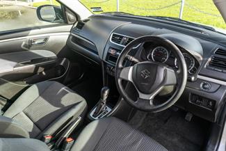 2011 Suzuki Swift - Thumbnail