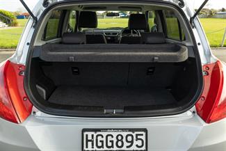 2011 Suzuki Swift - Thumbnail