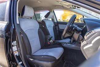 2016 Subaru XV - Thumbnail