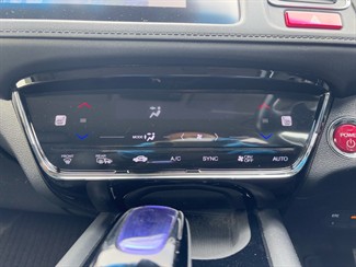 2015 Honda Vezel - Thumbnail