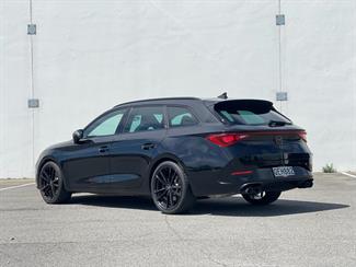 2023 CUPRA LEON - Thumbnail