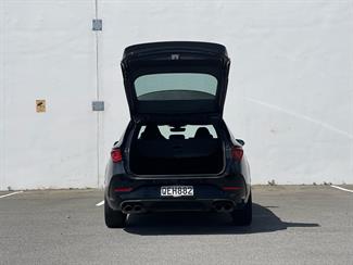 2023 CUPRA LEON - Thumbnail