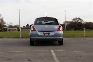 2014 Suzuki Swift - Thumbnail