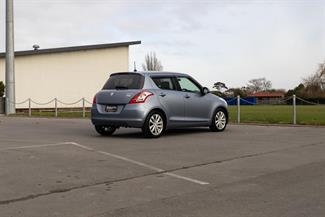 2014 Suzuki Swift - Thumbnail