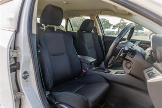 2012 Mazda Axela - Thumbnail