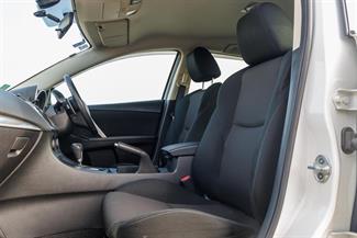 2012 Mazda Axela - Thumbnail