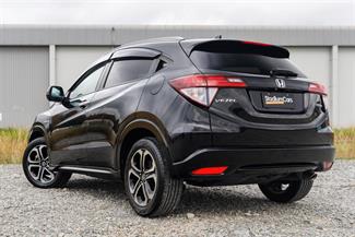 2015 Honda Vezel - Thumbnail