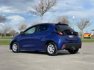 2020 Toyota Yaris - Thumbnail