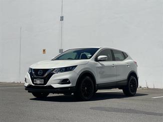 2019 Nissan Qashqai - Thumbnail