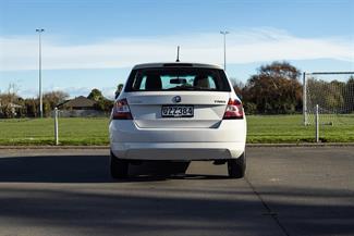 2016 Skoda Fabia - Thumbnail