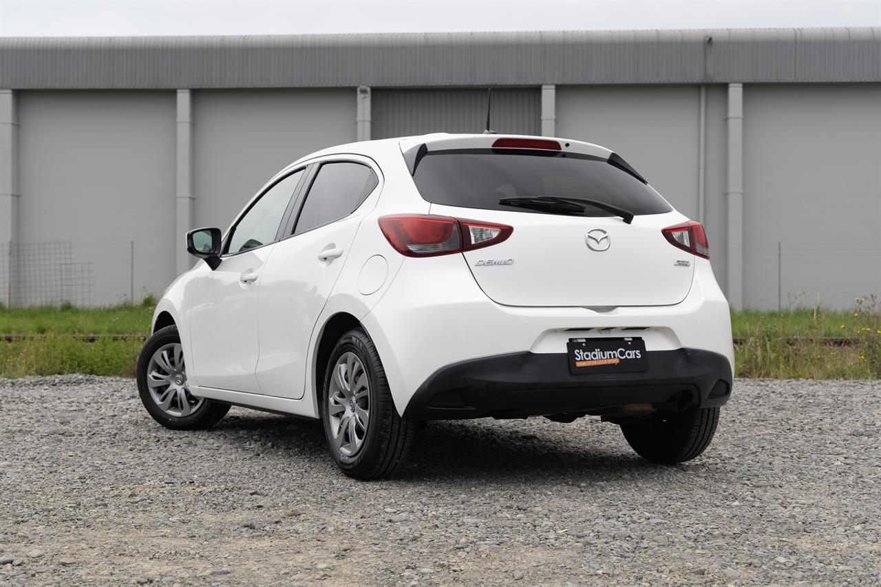 2016 Mazda Demio