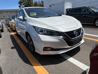 2021 Nissan LEAF - Thumbnail