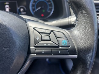 2021 Nissan LEAF - Thumbnail