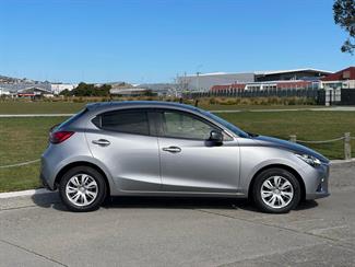 2016 Mazda Demio - Thumbnail