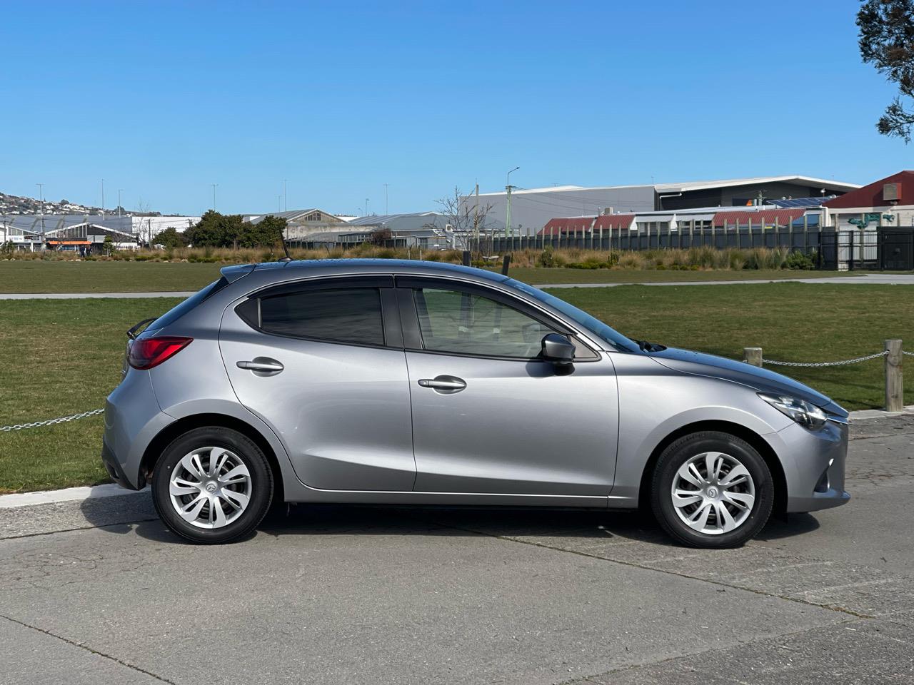 2016 Mazda Demio