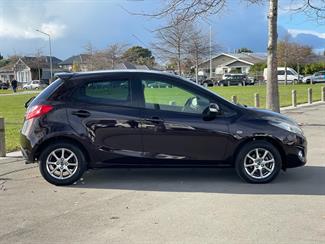 2014 Mazda Demio - Thumbnail