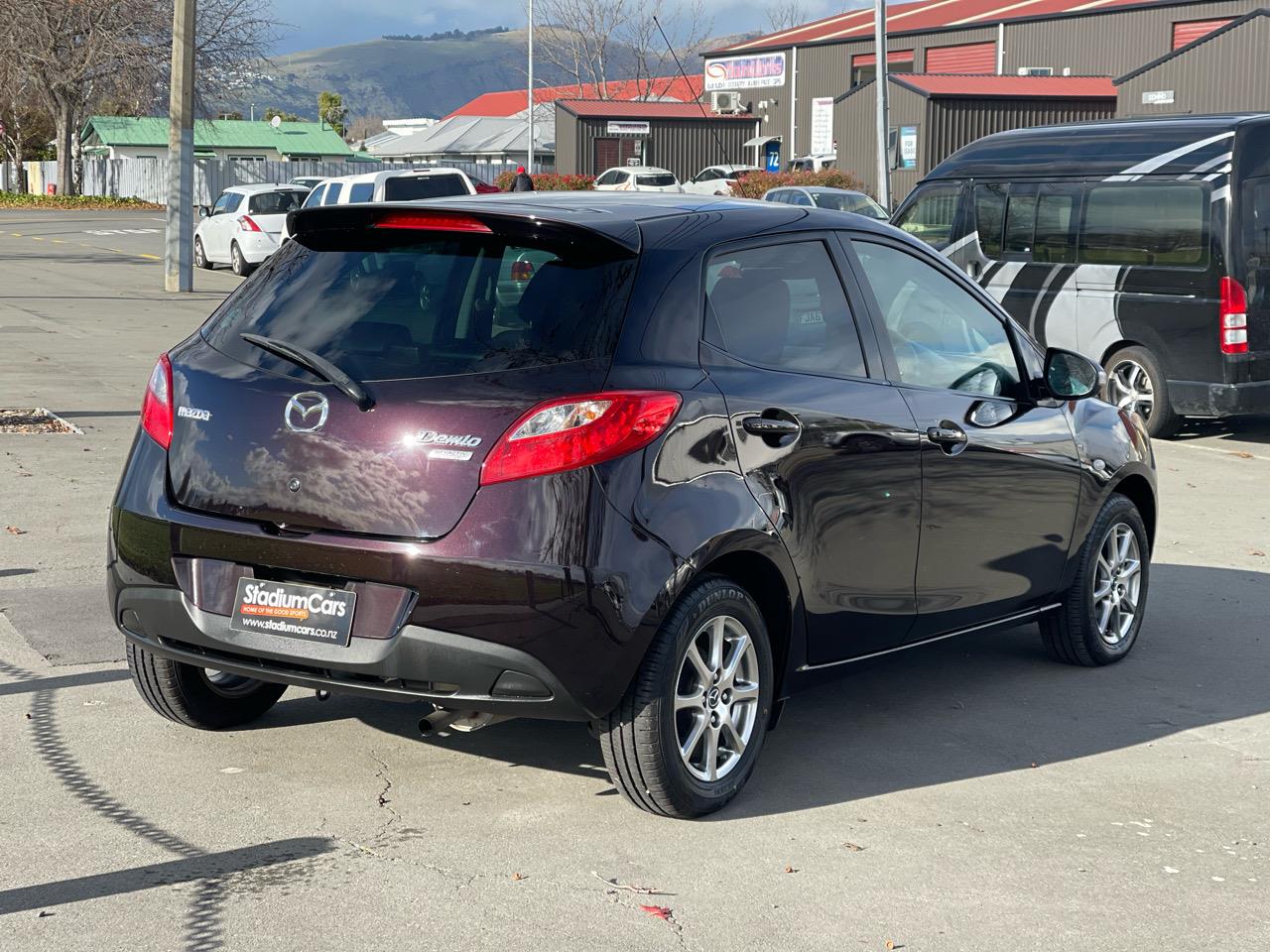2014 Mazda Demio