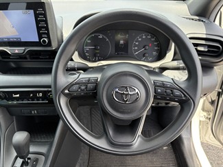 2021 Toyota Yaris - Thumbnail