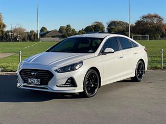 2018 Hyundai Sonata - Thumbnail