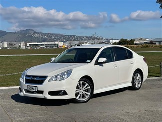 2014 Subaru Legacy - Thumbnail