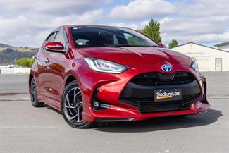 2020 Toyota Yaris - Thumbnail