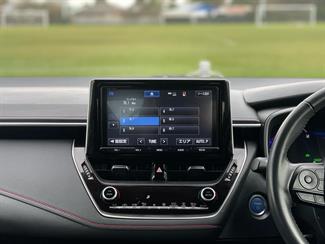 2018 Toyota Corolla - Thumbnail