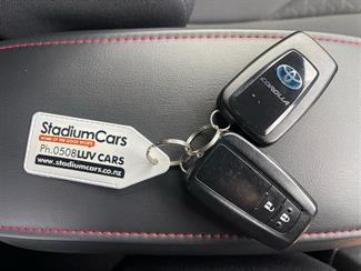 2018 Toyota Corolla - Thumbnail