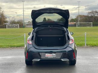 2018 Toyota Corolla - Thumbnail