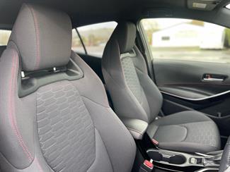 2018 Toyota Corolla - Thumbnail