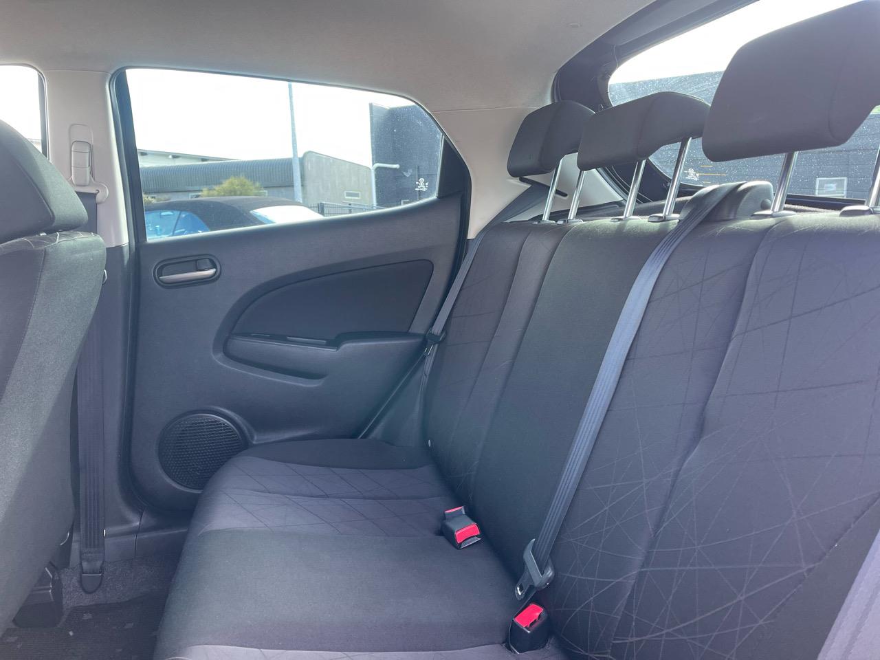 2013 Mazda Demio