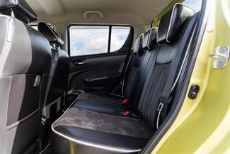 2014 Suzuki Swift - Thumbnail