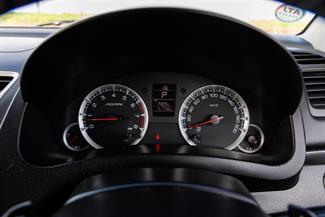 2014 Suzuki Swift - Thumbnail