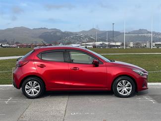 2016 Mazda Demio - Thumbnail