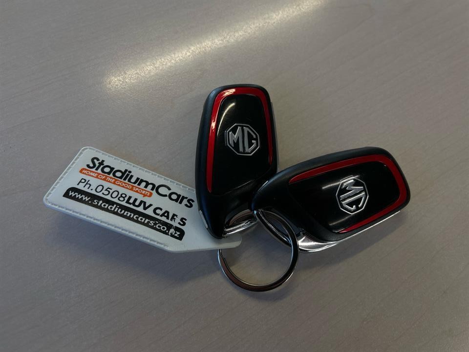 2024 MG Hs