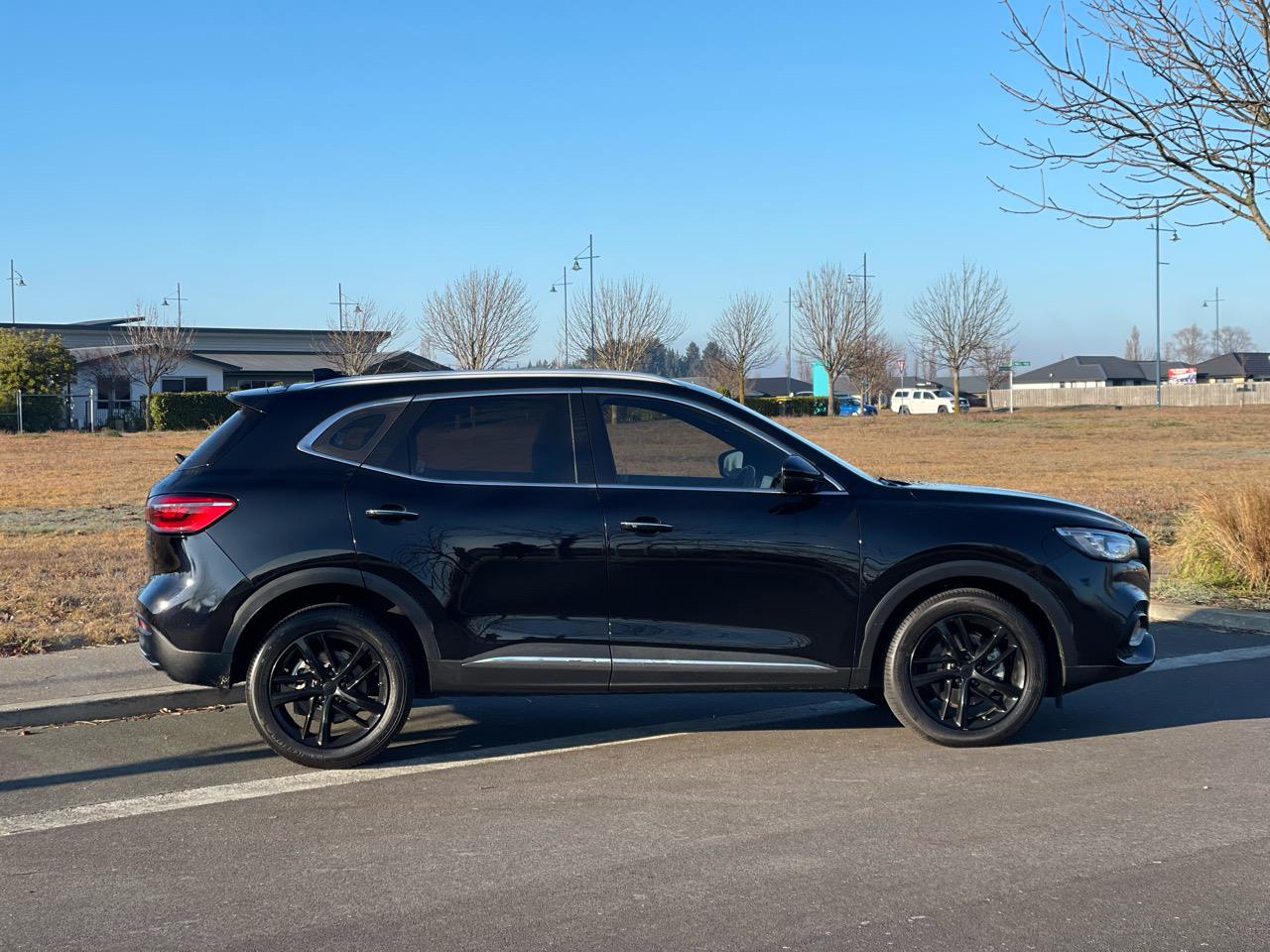 2024 MG Hs
