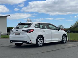 2020 Toyota Corolla - Thumbnail