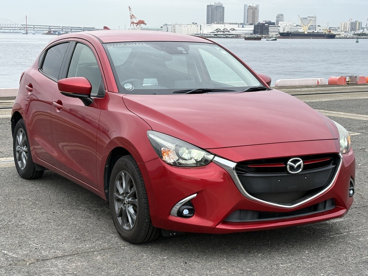 2017 Mazda Demio