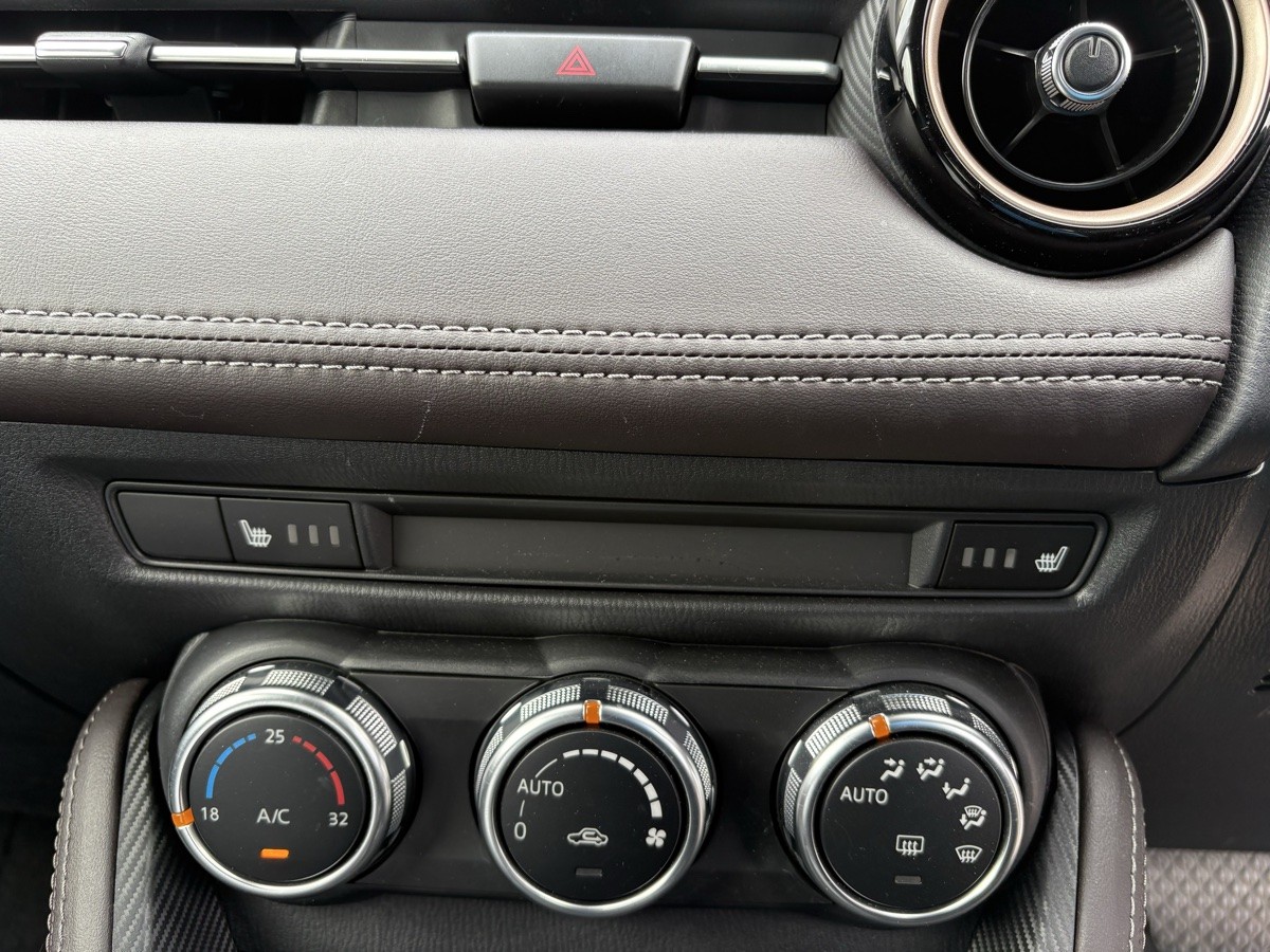 2017 Mazda Demio